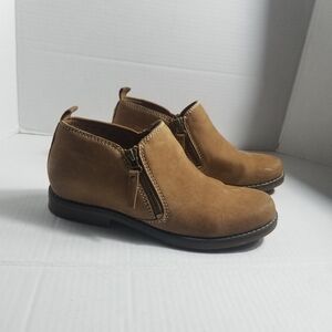 HUSH PUPPIES WOMEN'S CAYTO LEATHER BROWN BOOTS SIZE 9 WIDE